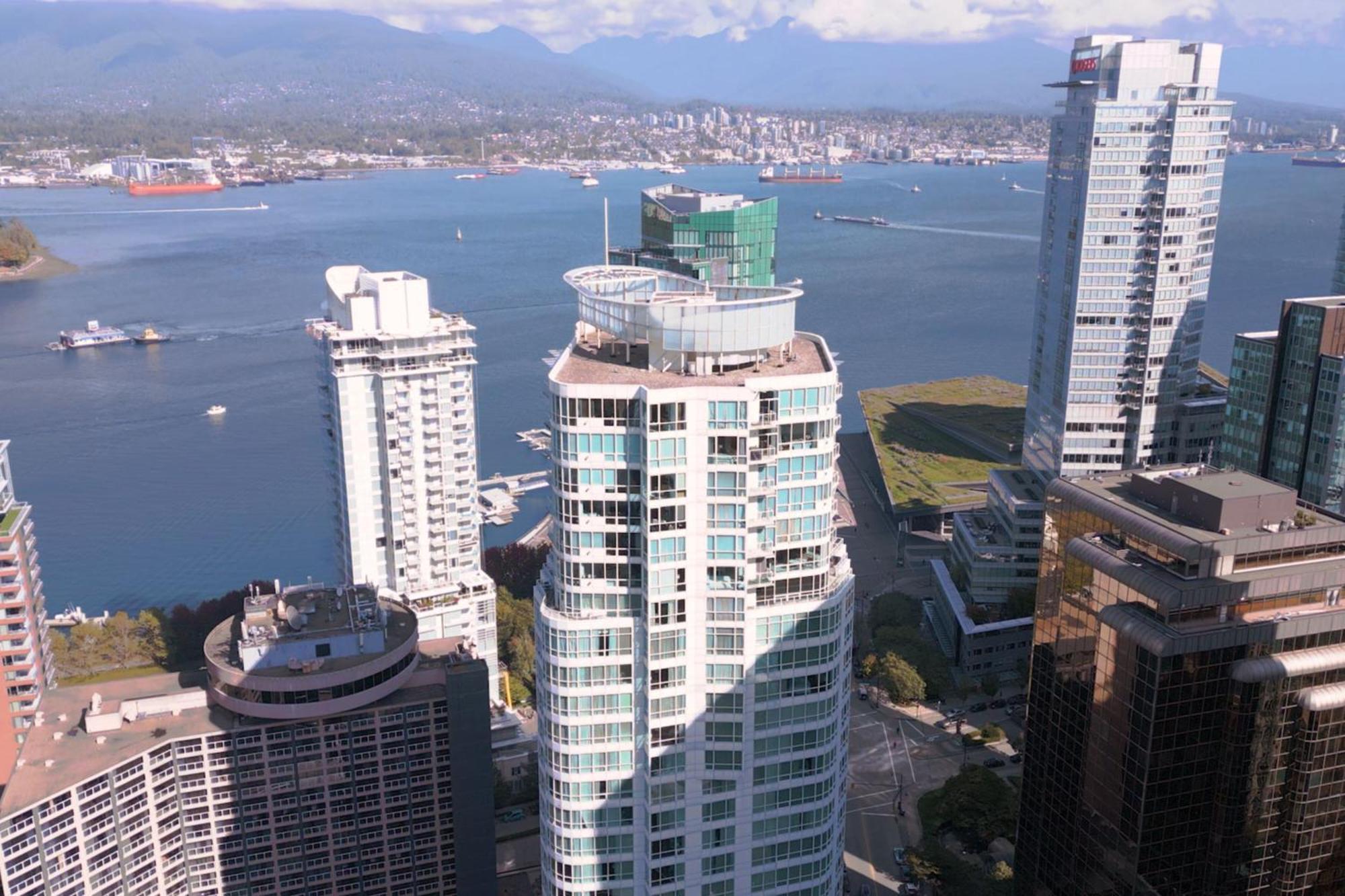 Vancouver Marriott Pinnacle Downtown Hotel Exterior photo